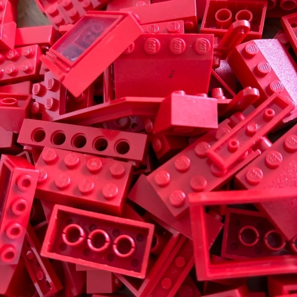 LEGO LOT‎ over 150 Red Lego pieces bricks. Vintage + recent pieces